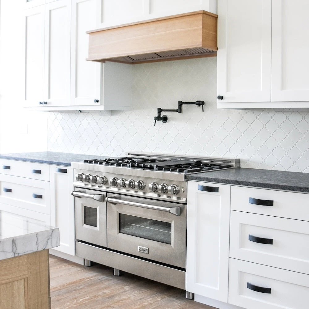 ZLINE 46 In. Ducted Wall Mount Range Hood Insert In Stainless Steel (695-46)(Zline 46 Wall Mount Range Hood Insert Stainless Steel 695 46) 2 ZLINE 46 In. Ducted Wall Mount Range Hood Insert In Stainless Steel (695-46)(Zline 46 Wall Mount Range Hood Insert Stainless Steel 695 46) - Image 2