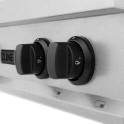 ZLINE Autograph Edition 30 In. Legacy Gas Rangetop With 4 Burners And Porcelain Cooktop In Satin Stainless Steel With Matte Black Accents (RTSZ-30-MB)(Zline Autograph Edition 30 Legacy Gas Rangetop Satin Stainless Steel Matte Black Rtsz 30 Mb) -Induction Cooktop Store zline autograph edition professional satin stainless steel gas rangetop RTSZ 30 MB knobs detail