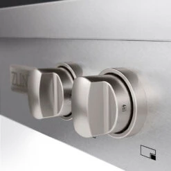 ZLINE 30 In. Paramount Gas Rangetop With 4 Brass Burners And Porcelain Cooktop In Satin Stainless Steel (SRTS-BR-30)(Zline 30 Paramount Gas Rangetop Satin Stainless Steel Srts Br 30) -Induction Cooktop Store zline paramount satin stainless steel brass burner range top SRTS BR 30 knob detail